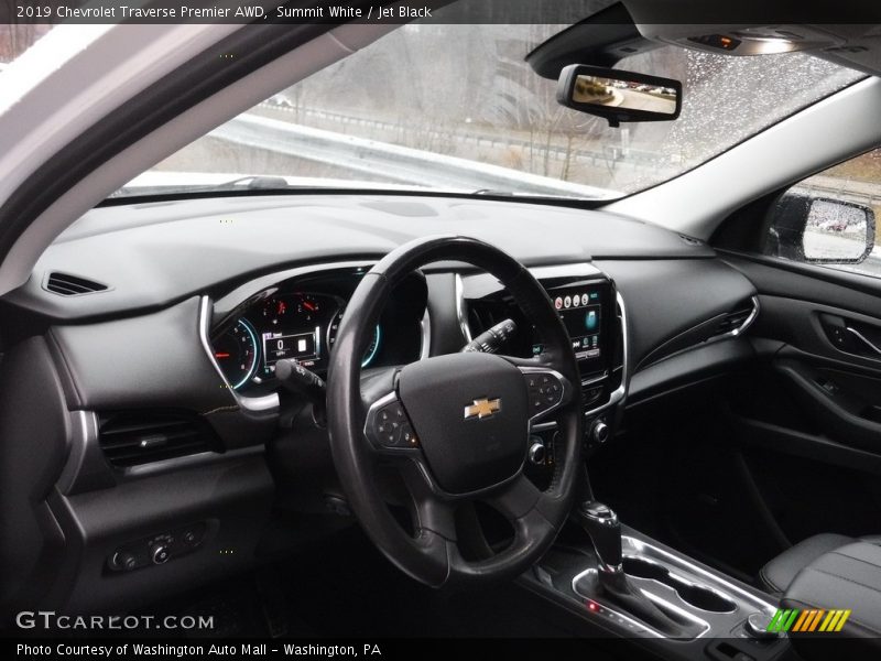 Summit White / Jet Black 2019 Chevrolet Traverse Premier AWD