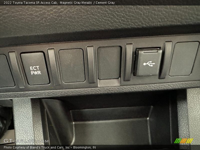 Magnetic Gray Metallic / Cement Gray 2022 Toyota Tacoma SR Access Cab