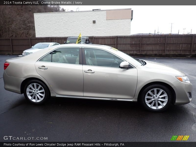 Creme Brulee Metallic / Ivory 2014 Toyota Camry XLE