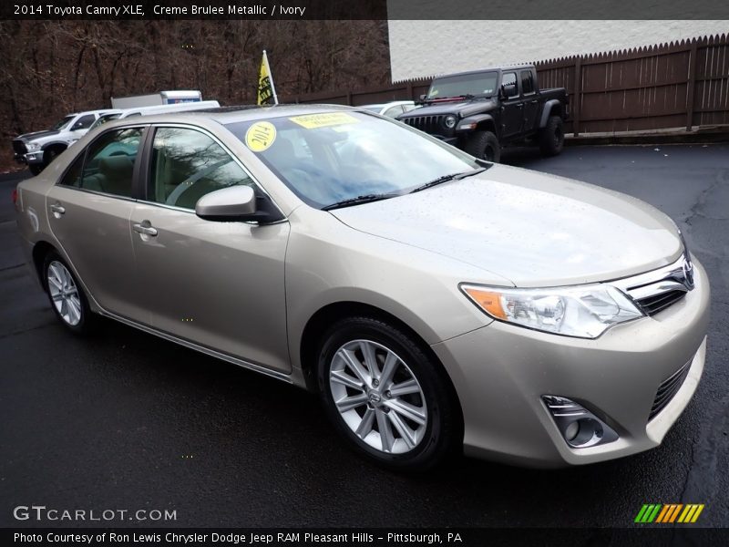 Creme Brulee Metallic / Ivory 2014 Toyota Camry XLE