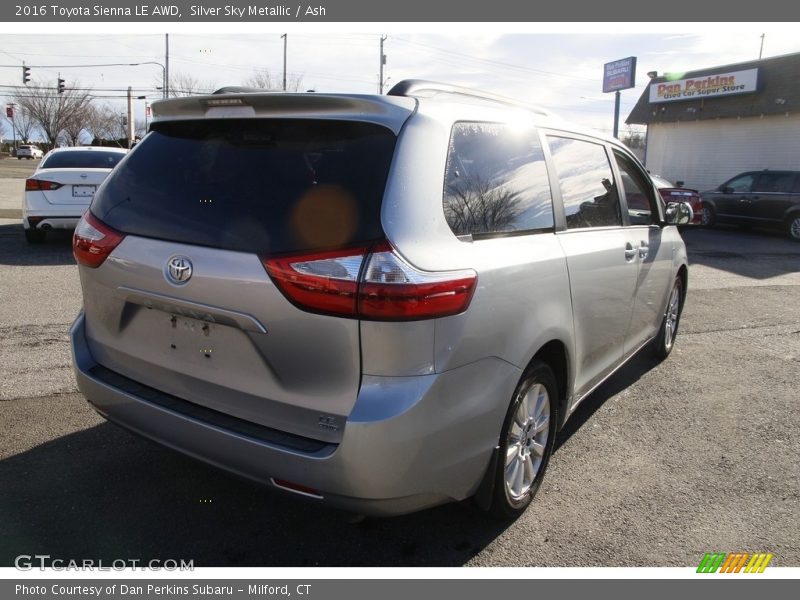 Silver Sky Metallic / Ash 2016 Toyota Sienna LE AWD