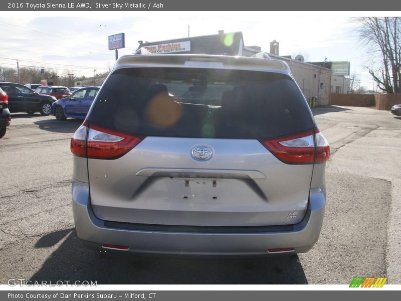 Silver Sky Metallic / Ash 2016 Toyota Sienna LE AWD