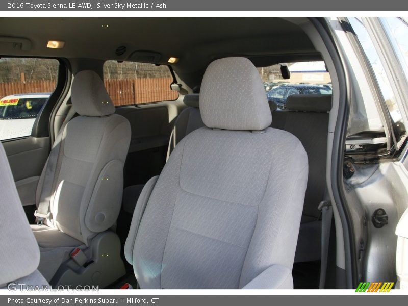 Silver Sky Metallic / Ash 2016 Toyota Sienna LE AWD