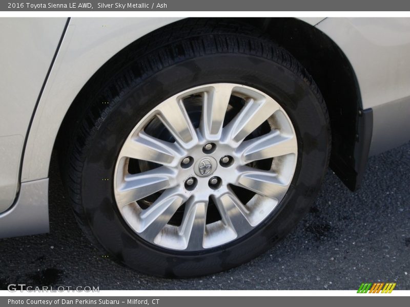 Silver Sky Metallic / Ash 2016 Toyota Sienna LE AWD