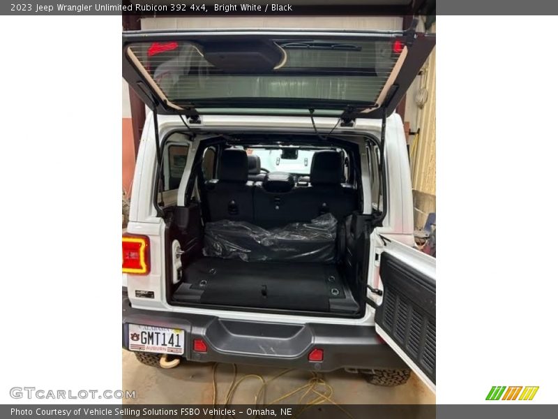 Bright White / Black 2023 Jeep Wrangler Unlimited Rubicon 392 4x4