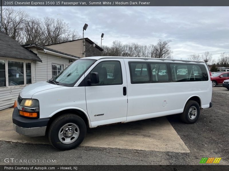 Summit White / Medium Dark Pewter 2005 Chevrolet Express 3500 15 Passenger Van