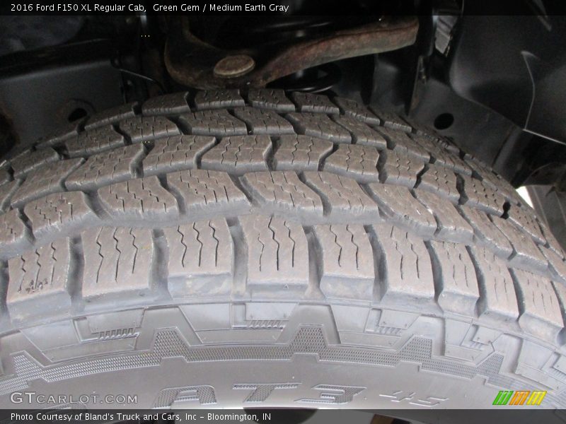Green Gem / Medium Earth Gray 2016 Ford F150 XL Regular Cab