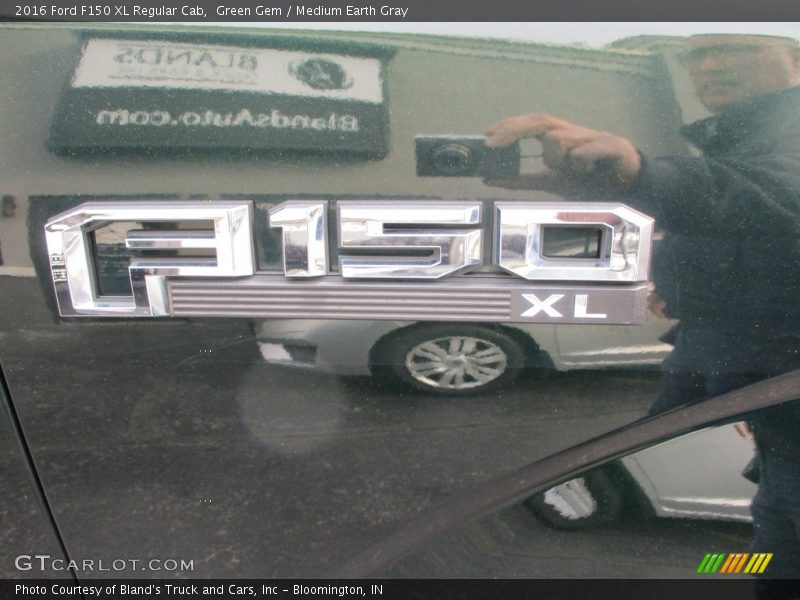 Green Gem / Medium Earth Gray 2016 Ford F150 XL Regular Cab