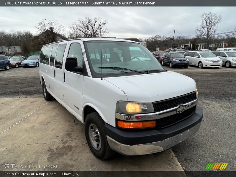Summit White / Medium Dark Pewter 2005 Chevrolet Express 3500 15 Passenger Van