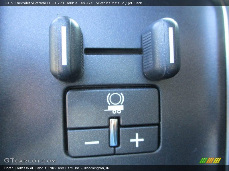 Silver Ice Metallic / Jet Black 2019 Chevrolet Silverado LD LT Z71 Double Cab 4x4