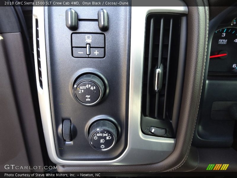 Onyx Black / Cocoa/­Dune 2018 GMC Sierra 1500 SLT Crew Cab 4WD
