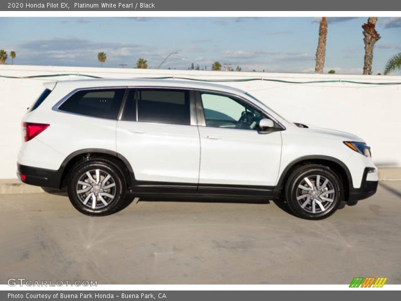 Platinum White Pearl / Black 2020 Honda Pilot EX