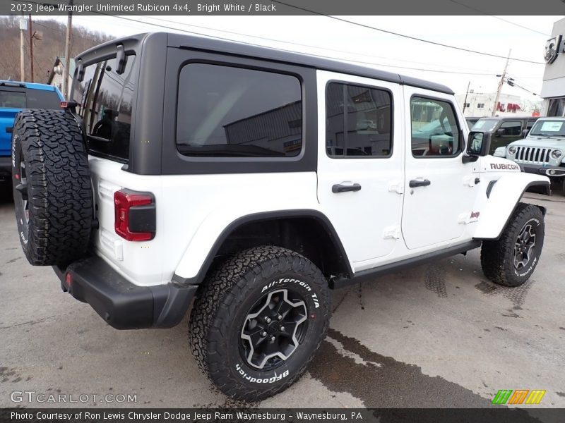 Bright White / Black 2023 Jeep Wrangler Unlimited Rubicon 4x4