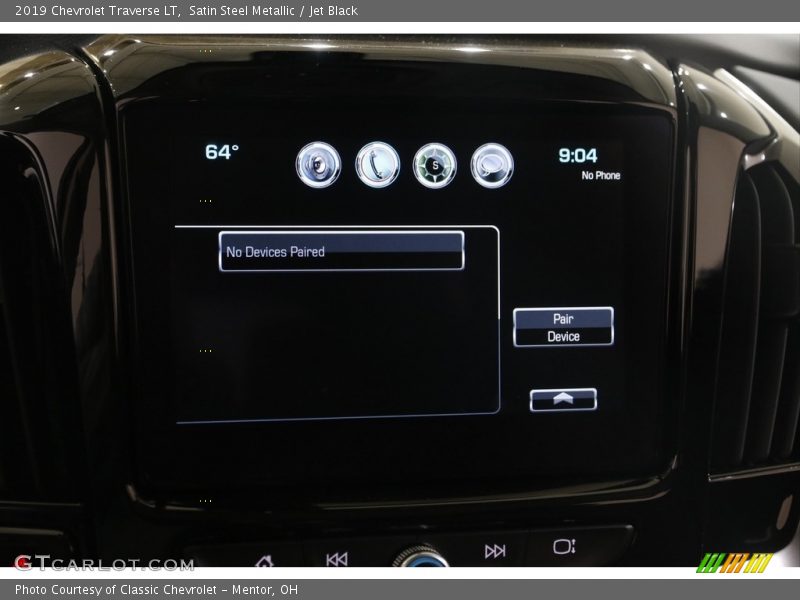 Satin Steel Metallic / Jet Black 2019 Chevrolet Traverse LT