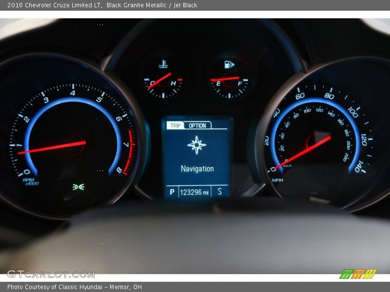 Black Granite Metallic / Jet Black 2016 Chevrolet Cruze Limited LT
