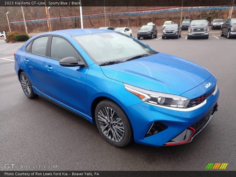 Front 3/4 View of 2023 Forte GT-Line