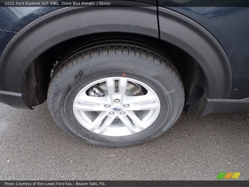 Stone Blue Metallic / Ebony 2022 Ford Explorer XLT 4WD