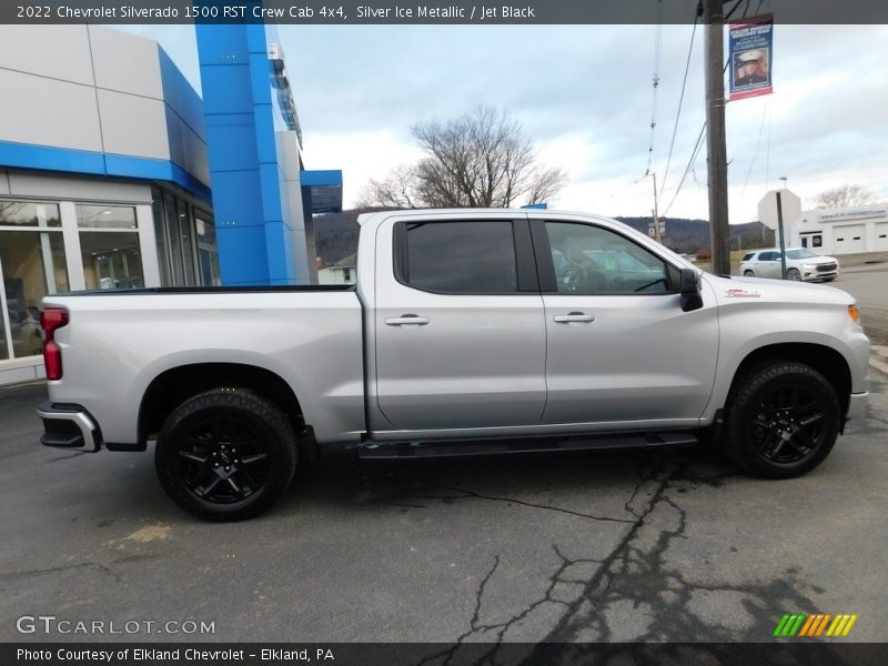 Silver Ice Metallic / Jet Black 2022 Chevrolet Silverado 1500 RST Crew Cab 4x4