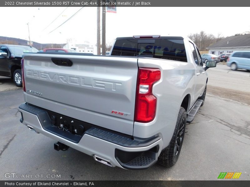 Silver Ice Metallic / Jet Black 2022 Chevrolet Silverado 1500 RST Crew Cab 4x4