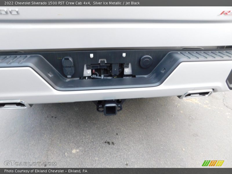 Silver Ice Metallic / Jet Black 2022 Chevrolet Silverado 1500 RST Crew Cab 4x4