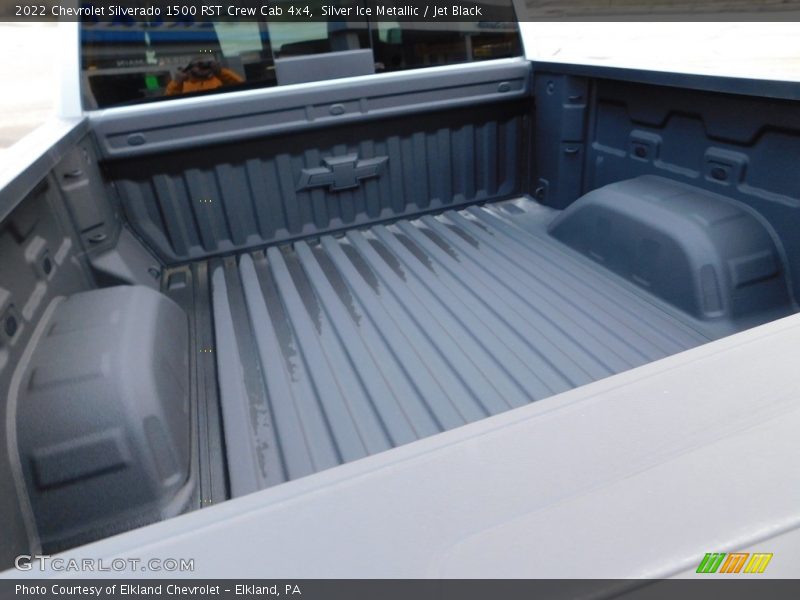 Silver Ice Metallic / Jet Black 2022 Chevrolet Silverado 1500 RST Crew Cab 4x4