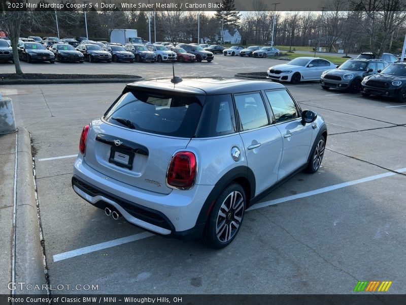 White Silver Metallic / Carbon Black 2023 Mini Hardtop Cooper S 4 Door