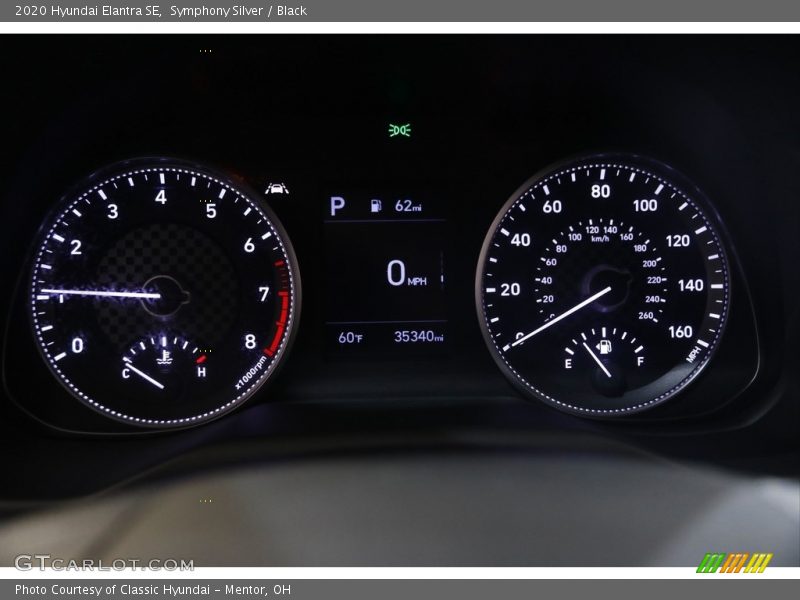 Symphony Silver / Black 2020 Hyundai Elantra SE