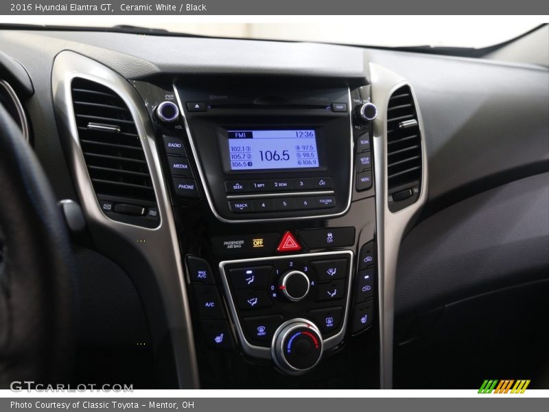 Ceramic White / Black 2016 Hyundai Elantra GT