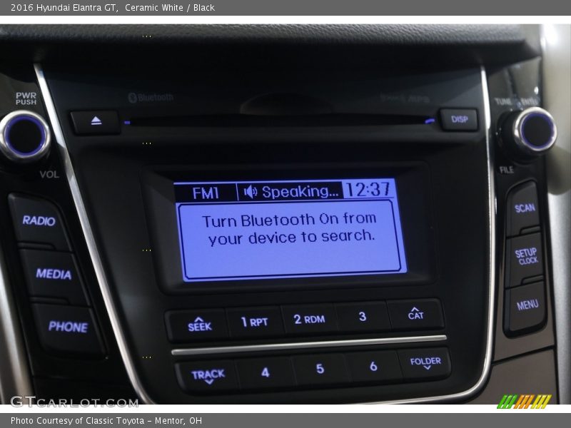 Ceramic White / Black 2016 Hyundai Elantra GT