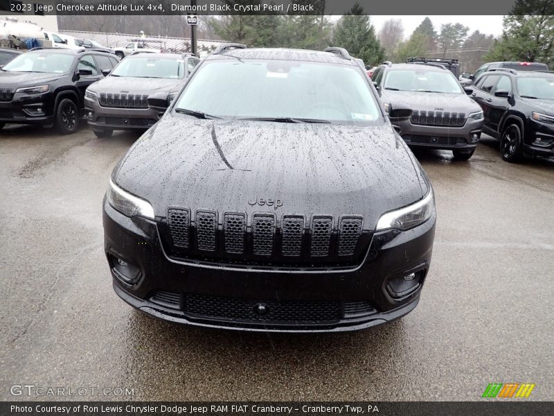 Diamond Black Crystal Pearl / Black 2023 Jeep Cherokee Altitude Lux 4x4