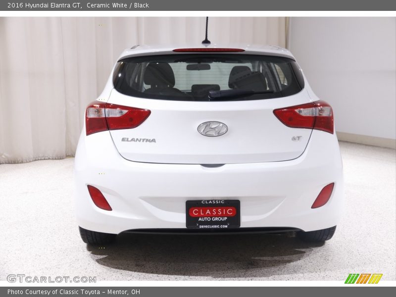 Ceramic White / Black 2016 Hyundai Elantra GT