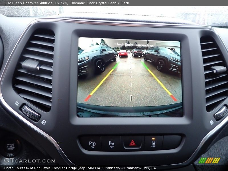 Diamond Black Crystal Pearl / Black 2023 Jeep Cherokee Altitude Lux 4x4