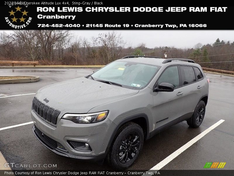 Sting-Gray / Black 2023 Jeep Cherokee Altitude Lux 4x4