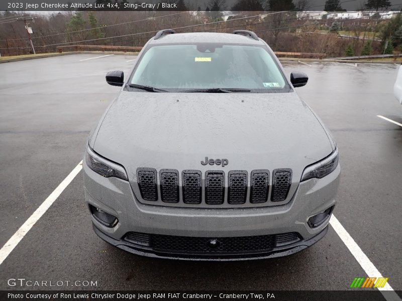 Sting-Gray / Black 2023 Jeep Cherokee Altitude Lux 4x4