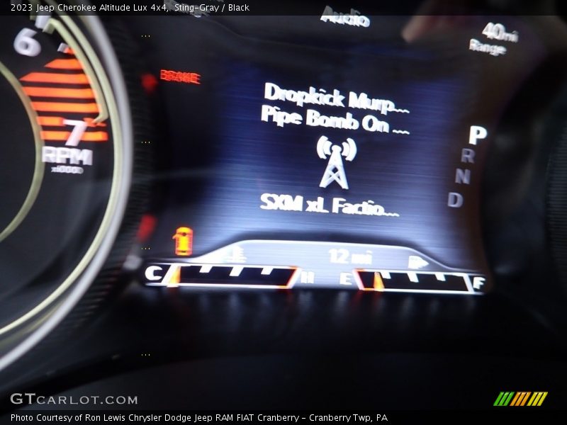 Sting-Gray / Black 2023 Jeep Cherokee Altitude Lux 4x4