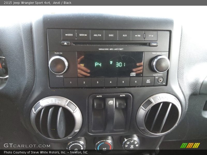Anvil / Black 2015 Jeep Wrangler Sport 4x4