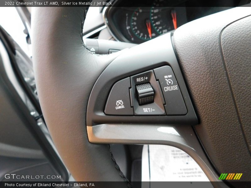 Silver Ice Metallic / Jet Black 2022 Chevrolet Trax LT AWD