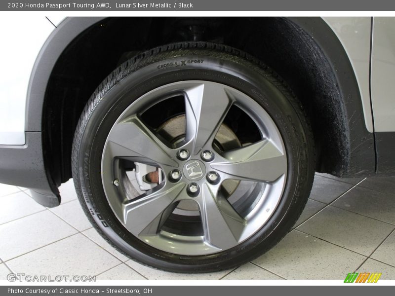 Lunar Silver Metallic / Black 2020 Honda Passport Touring AWD