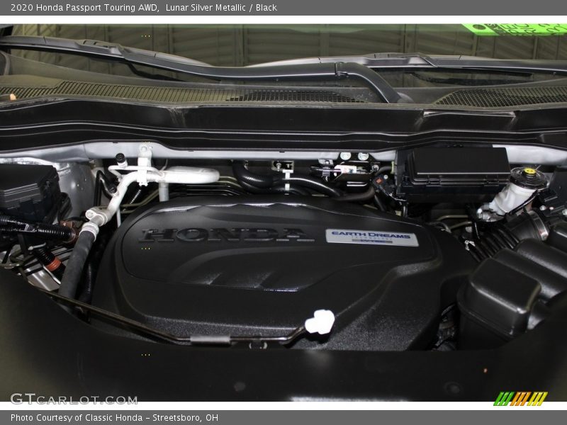 Lunar Silver Metallic / Black 2020 Honda Passport Touring AWD