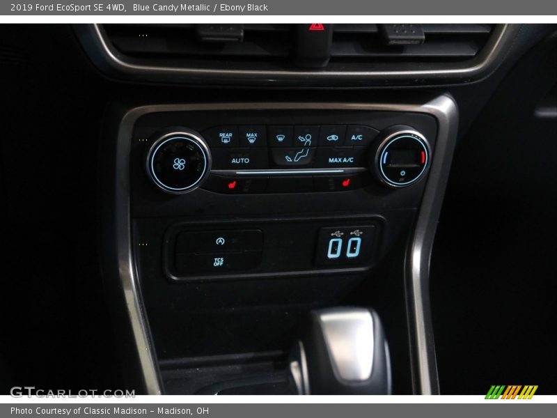 Blue Candy Metallic / Ebony Black 2019 Ford EcoSport SE 4WD