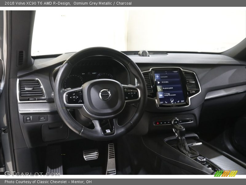 Dashboard of 2018 XC90 T6 AWD R-Design