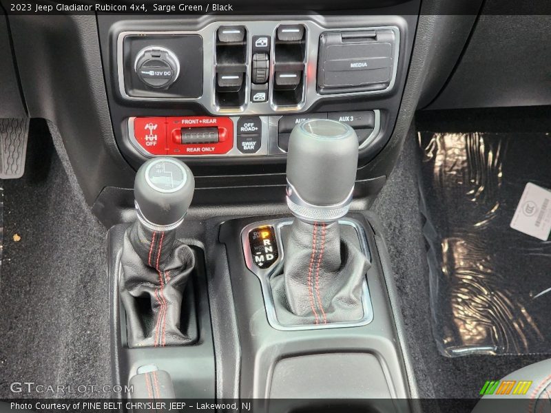 2023 Gladiator Rubicon 4x4 8 Speed Automatic Shifter