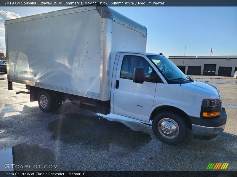 Summit White / Medium Pewter 2019 GMC Savana Cutaway 3500 Commercial Moving Truck