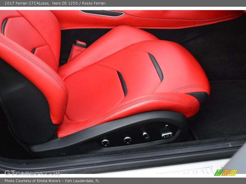 Front Seat of 2017 GTC4Lusso 