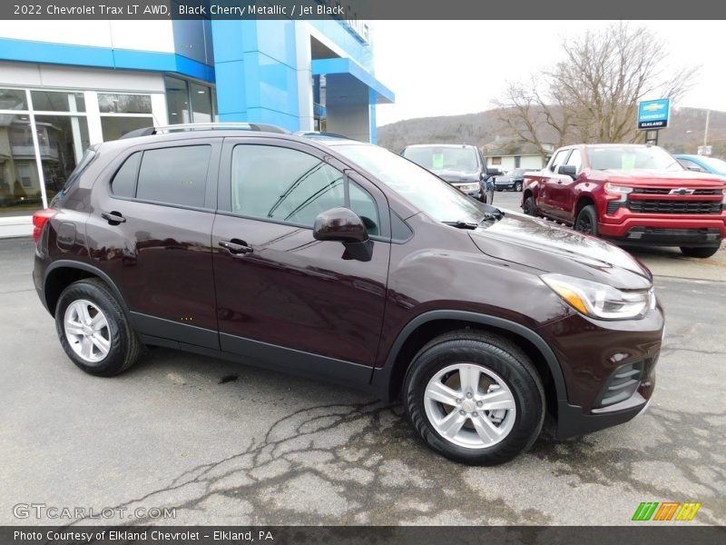  2022 Trax LT AWD Black Cherry Metallic
