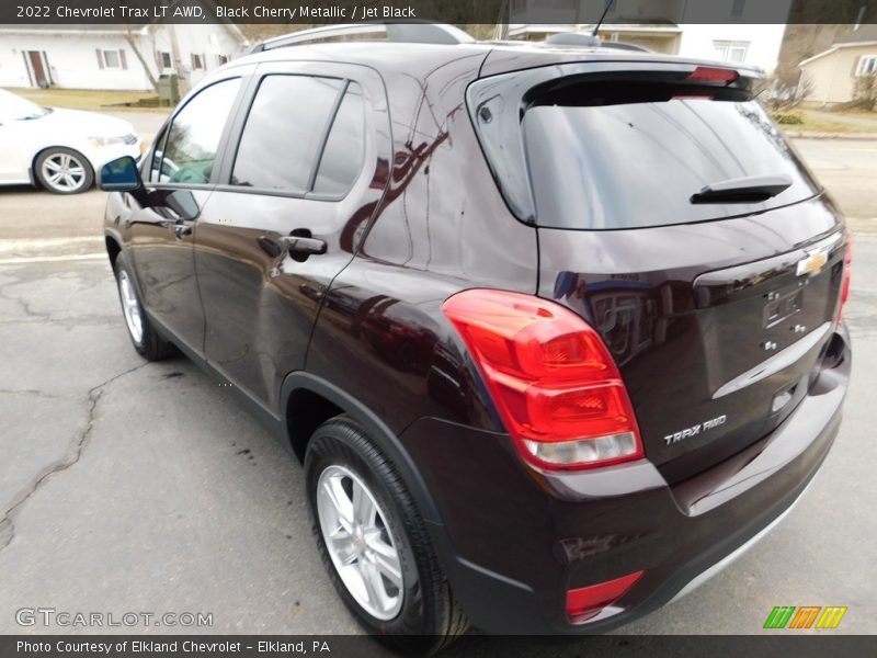 Black Cherry Metallic / Jet Black 2022 Chevrolet Trax LT AWD