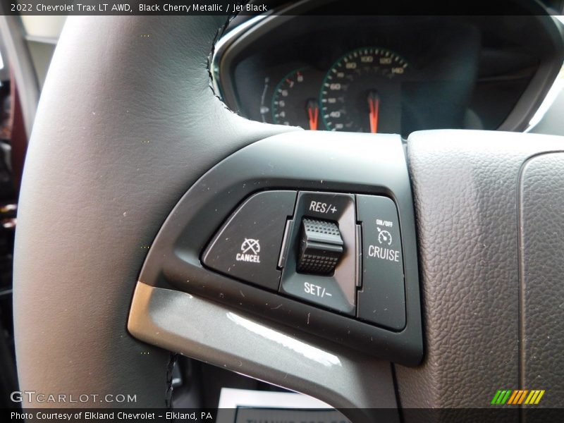  2022 Trax LT AWD Steering Wheel