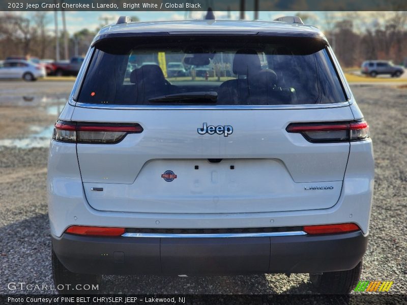  2023 Grand Cherokee L Laredo Bright White