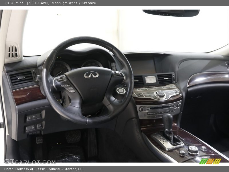 Dashboard of 2014 Q70 3.7 AWD