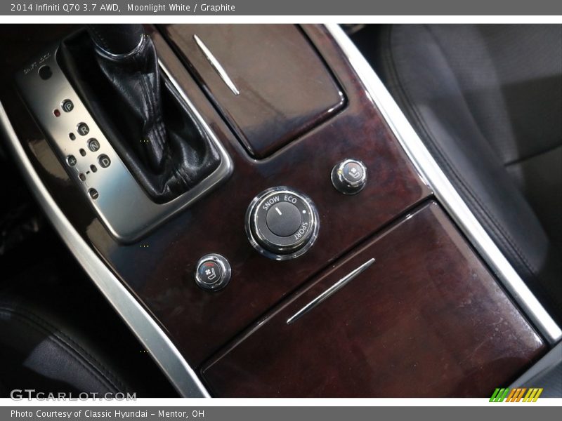 Moonlight White / Graphite 2014 Infiniti Q70 3.7 AWD
